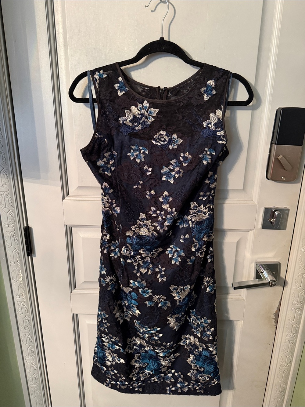 White House Black Market Navy Blue Floral Sheath Dress